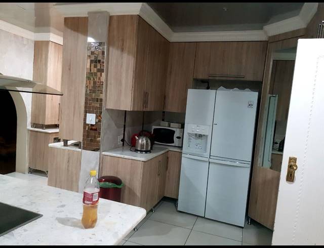 4 BEDROOM HOUSE FOR SALE IN THREE RIVERS EAST